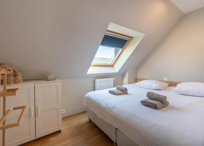 Bright Penthouse With Sunny Terrace Near *