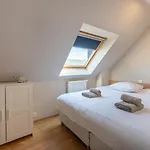 Bright Penthouse With Sunny Terrace Near *