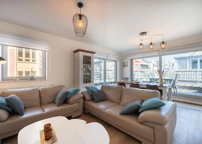 Bright Penthouse With Sunny Terrace Near Appartement Oostende