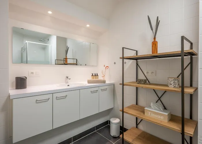 Bright Penthouse With Sunny Terrace Near Appartement Oostende